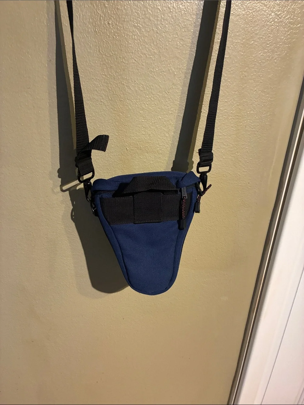 Tamrac Navy Compact Camera Messenger Bag for Men